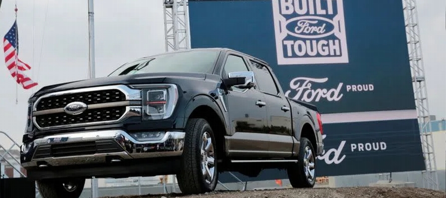 Ford estimó un aumento de aproximadamente un 30% en sus ventas globales a los concesionarios...
