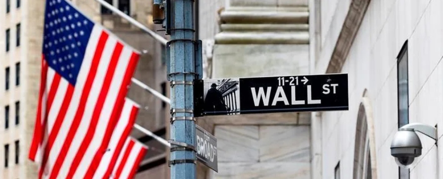 Pese a todo, Wall Street despide con ganancias un mes de julio marcado por la volatilidad debido a...