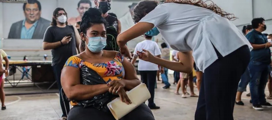 Es la primera vez en el tercer repunte de la pandemia en México que se rebasan los 20,000...