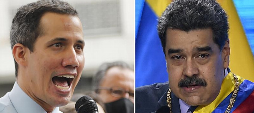 El arranque de los diálogos entre los delegados del gobierno de Nicolás Maduro y de...