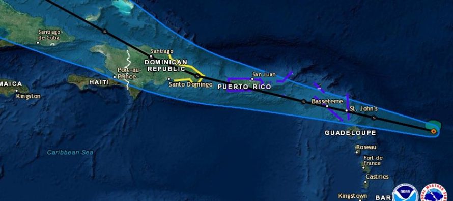 Fred recuperó el domingo la categoría de tormenta tropical sobre el Golfo de...