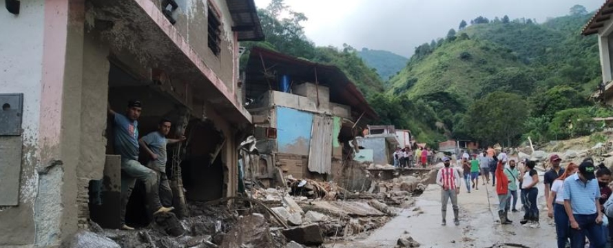 Al menos 8.098 viviendas han quedado destruidas por inundaciones y deslaves a nivel nacional y el...