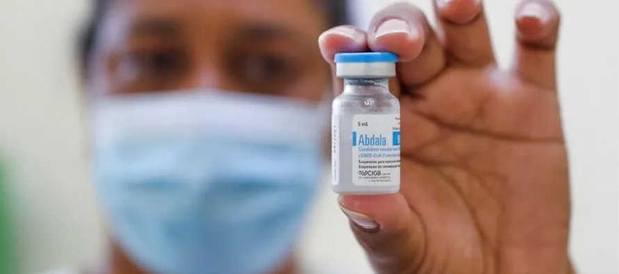 "Es la primera vacuna de origen latinoamericano en ser sesionada por el CMN de Cofepris",...