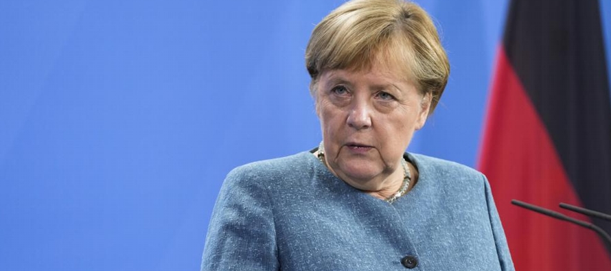 Durante una conferencia de prensa en Berlín, Merkel agradeció los comentarios...