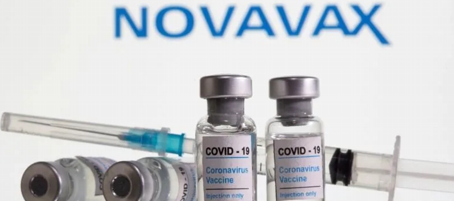 Novavax había dicho en mayo que esperaba que las vacunas combinadas contra la gripe...