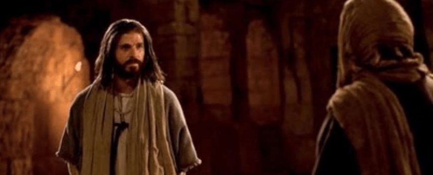 A causa de estas deformaciones Jesús usó una táctica prudente para no...