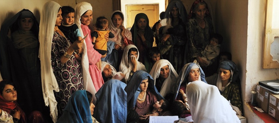 Los insurgentes llegaron al refugio de la ciudad de Pul-e-Kumri. Dieron dos opciones a las mujeres:...