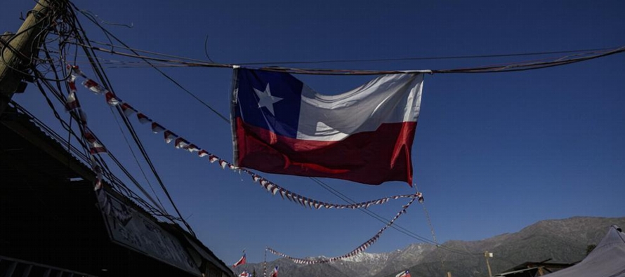 Los problemas de los inmigrantes en Chile aumentaron luego de que Piñera implementara en...