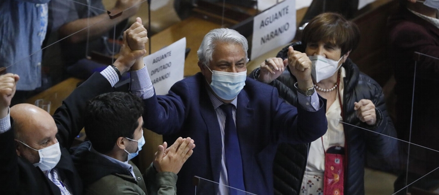 Parece inviable que el Senado apruebe la destitución de Piñera, que sería el...