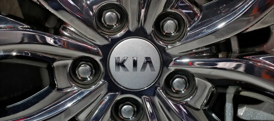 Kia y su filial Hyundai Motor presentaron los vehículos deportivos utilitarios de gran...