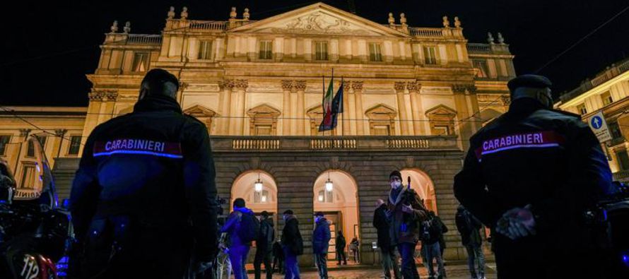 El teatro La Scala de Milán ha aplazado el estreno de su temporada de ballet debido a un...