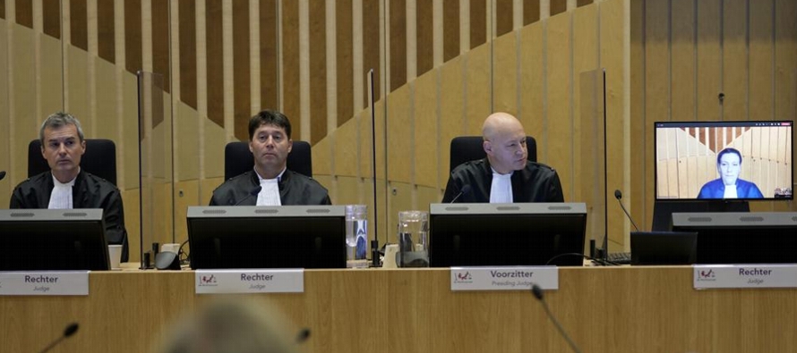 Las cadenas perpetuas son raras en Holanda, donde la sentencia significa que la persona condenada...