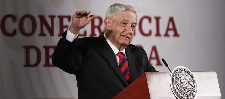 López Obrador confirmó que existe un amparo que esta semana obtuvo...