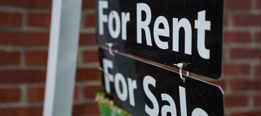 Las ventas de casas nuevas cayeron un 12,6%, hasta una tasa anual desestacionalizada de 511,000...