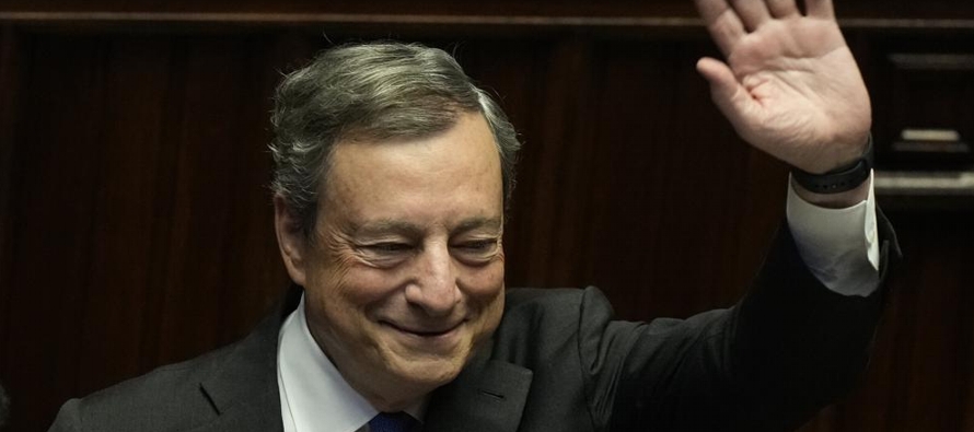 Draghi dijo que Italia ha reducido su dependencia del 40% el año pasado a la mitad de eso,...