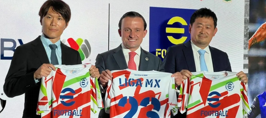 Este jueves, ejecutivos de Konami y la Liga MX hicieron oficial la nueva alianza durante un evento...