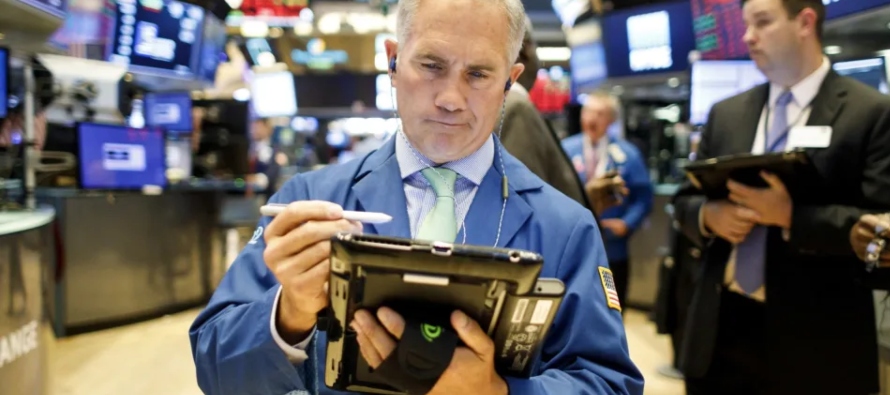 Todos los sectores de Wall Street cerraron en rojo y las mayores pérdidas fueron para el...