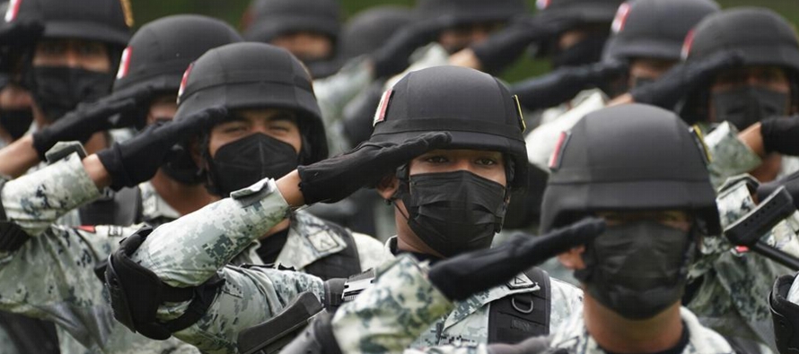 La Secretaría de la Defensa Nacional de México asumiría el control operativo y...
