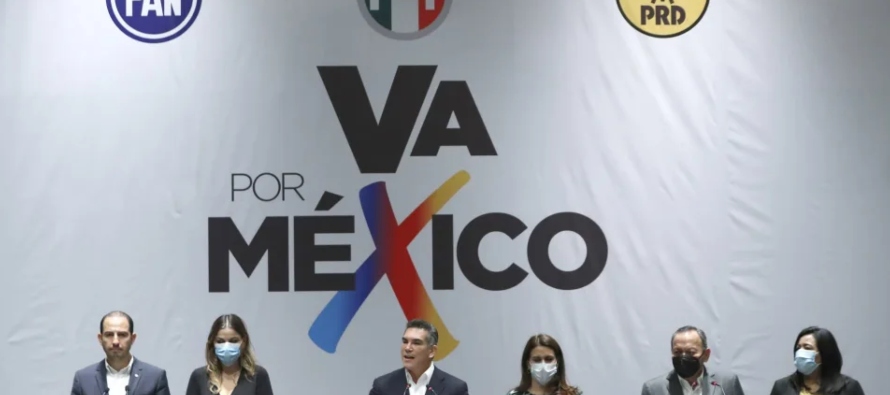 La coalición "Va Por México", conformada por el PAN, PRD y PRI nació...