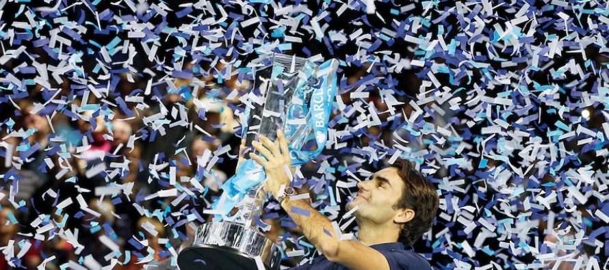 Con sus cabellos largos y la fuerza de su intención en cada golpe, Federer se había...