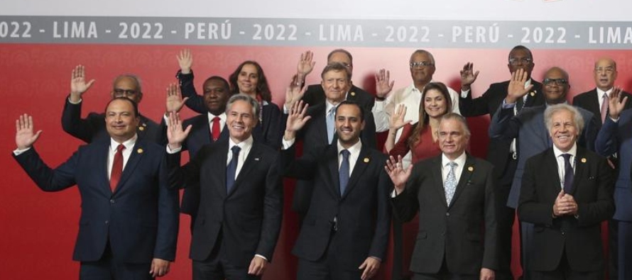 La mayoría de los países miembros de la OEA entonces reconocieron a Guaidó...