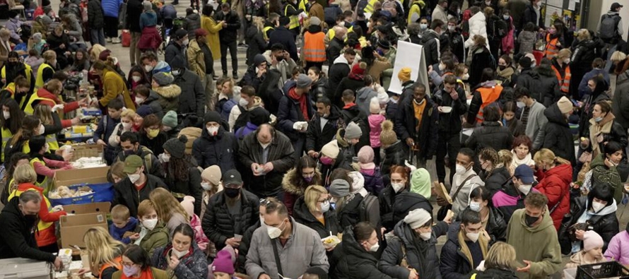 Más de 1 millón de personas han llegado de Ucrania a Alemania desde que empezó...
