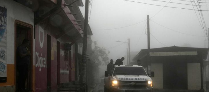 En Honduras, la tormenta no tocó tierra, pero causó lluvias y daños que...
