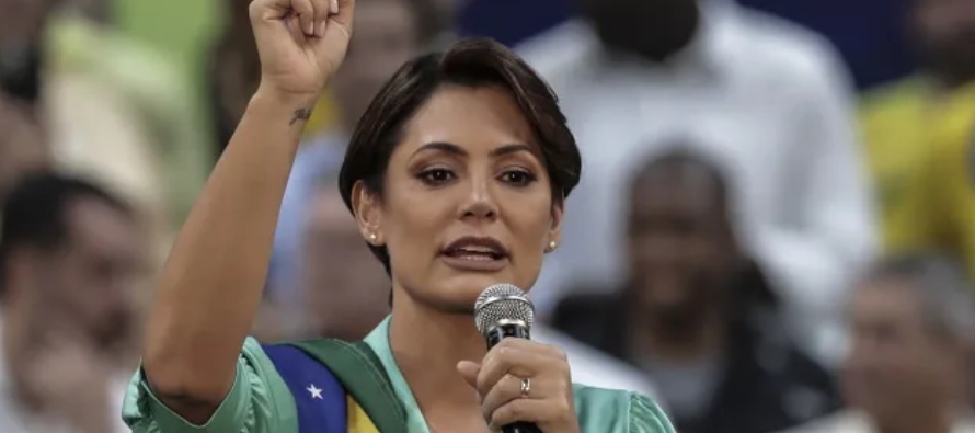 "Es por la libertad de Brasil, por la libertad de Sao Paulo", declaró Michelle...