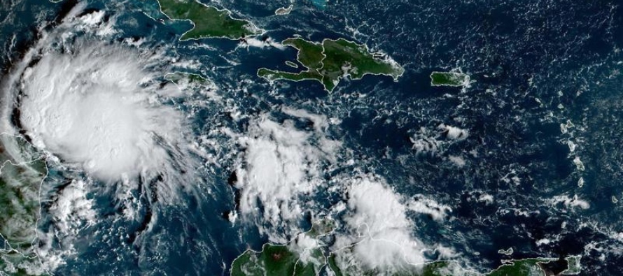 Se emitieron alertas de huracán para la isla Roatán y otras islas en Honduras, el...