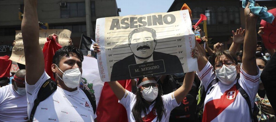 La demanda busca abrir un camino para que la justicia peruana procese a Merino por homicidio luego...