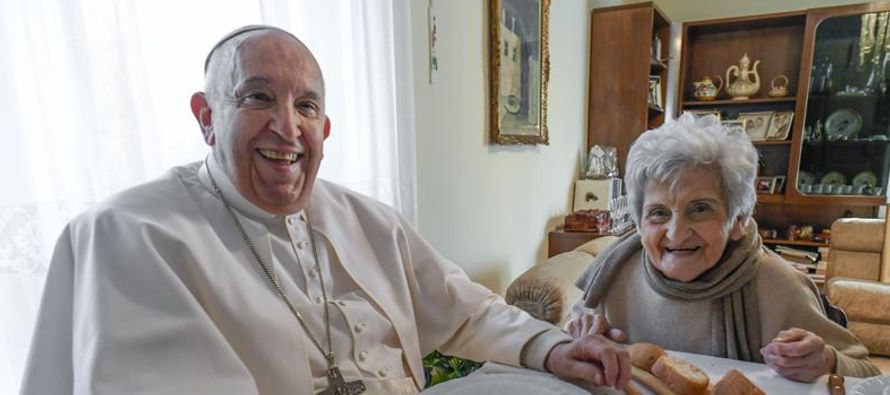 La visita de Francisco a la tierra ancestral va en línea con mensajes de su papado, como...