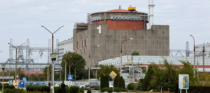 La planta de Zaporiyia, de la que Rusia se apoderó poco después de su invasión...