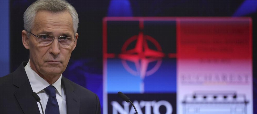 “La OTAN seguirá apoyando a Ucrania durante el tiempo que sea necesario. No nos...