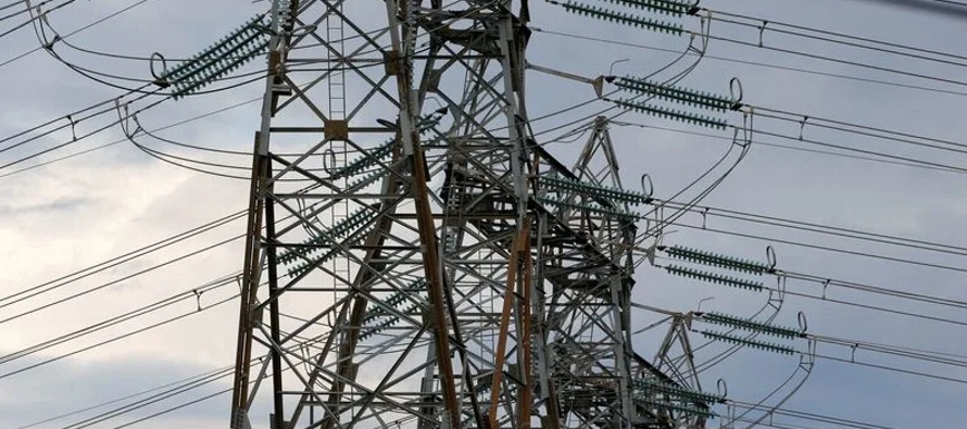 Francia podría sufrir "algunos días" de cortes de electricidad este invierno - regulador