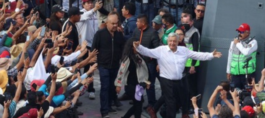 López Obrador retoma la movilización masiva y la Cuarta Transformación se consolida