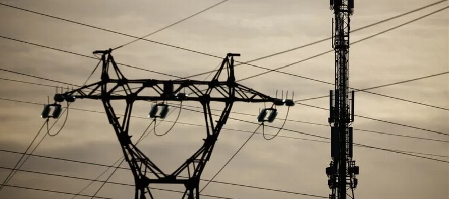 Europa se enfrenta a un posible racionamiento de energía y a cortes de electricidad a...