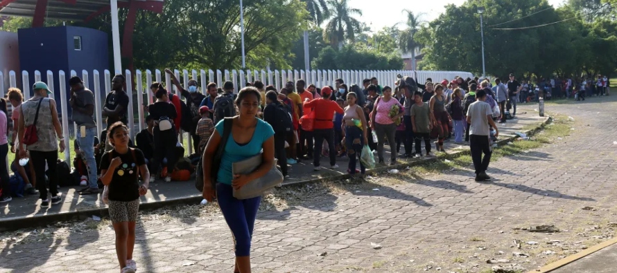 Este migrante venezolano enfatizó que el personal del Instituto Nacional de Migración...