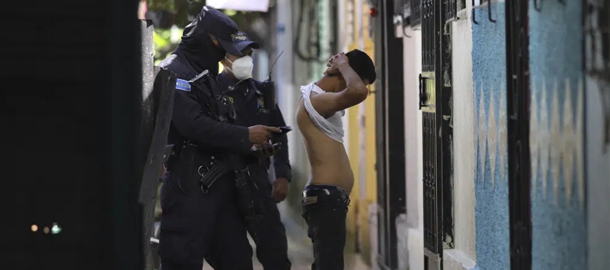 El Salvador, considerado como uno de los más violentos del mundo, registró 6.656...