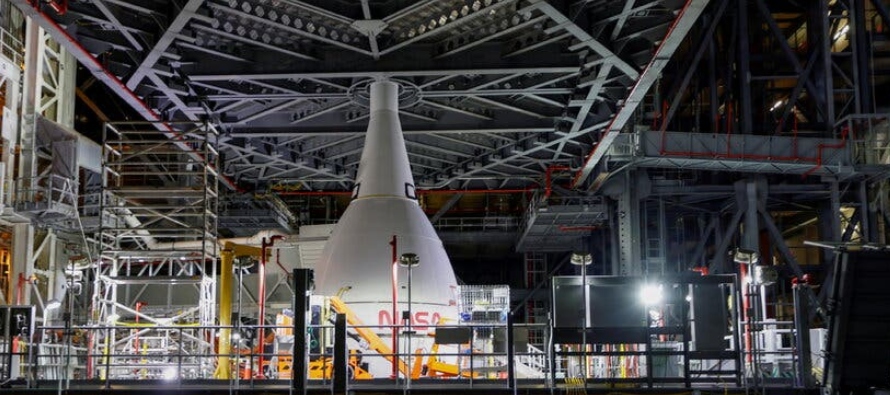 Una empresa espacial japonesa, ispace, pretende enviar su módulo de aterrizaje Mission 1 a...