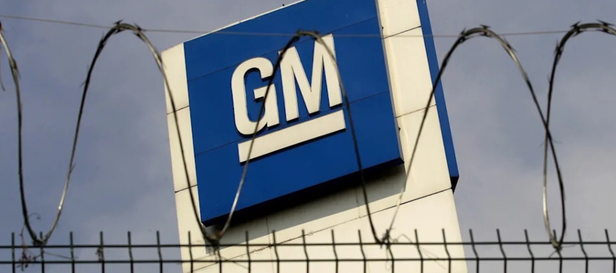 En 2021, el modelo de más ventas del grupo GM fue la camioneta "pickup" Chevrolet...