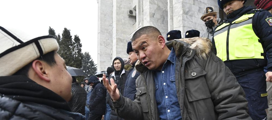 Kazajistán vive esta semana las peores protestas callejeras de su historia desde su...