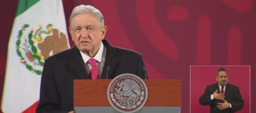 A López Obrador se le notó una voz raspada durante su intervención en la...