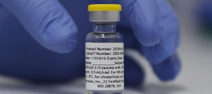 La vacuna de Novavax estará disponible para los mayores de 18 años que estén...