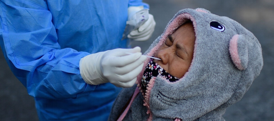 El avance de ómicron no cesa en México con más de 60,000 contagios en un día