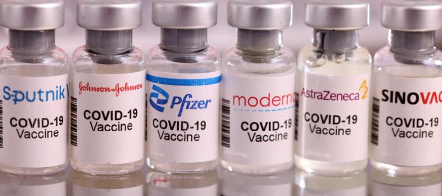 Un nuevo estudio ha revelado que las personas que reciben la vacuna de Moderna tienen menos...