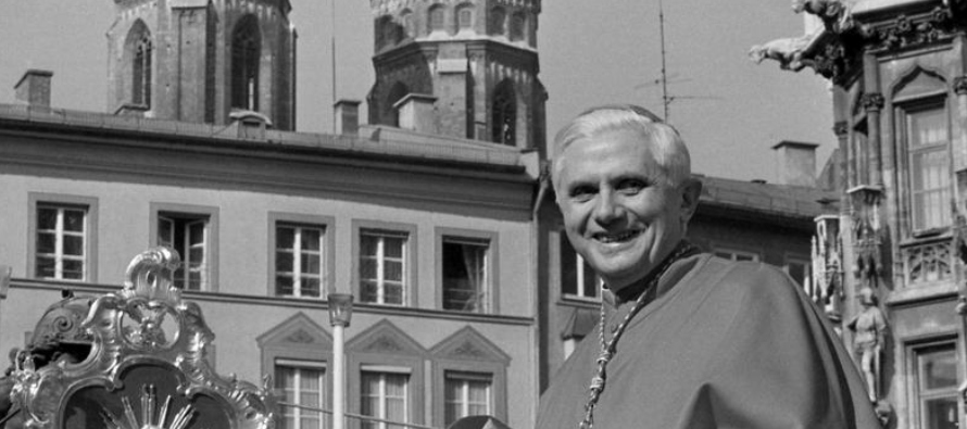 Los autores del informe culparon a Ratzinger por el manejo de cuatro casos, así como a sus...