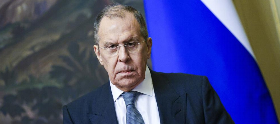 El ministro ruso de Exteriores afirmó el domingo que la OTAN quiere incluir a Ucrania en la...