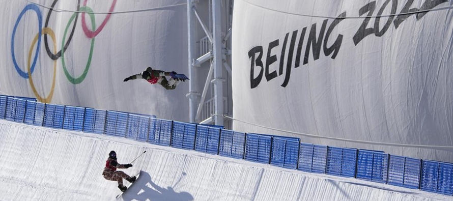 Los Juegos Olímpicos de Invierno de Beijing comenzarán el viernes, seis meses...