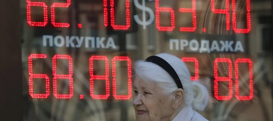 Los bancos extranjeros tienen en sus balances una exposición a los bancos en Rusia de algo...