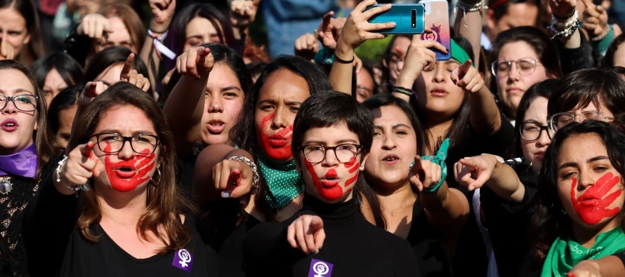 El cambio que debe propugnar el nuevo feminismo debe pasar por proponer una sociedad en la que...